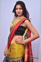 Model Nazia Khan Latest Photo Gallery
